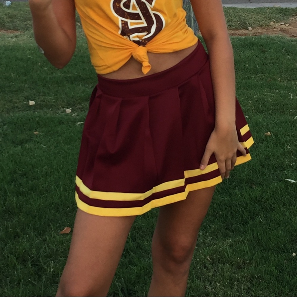 Game day skirt - maroon and gold!